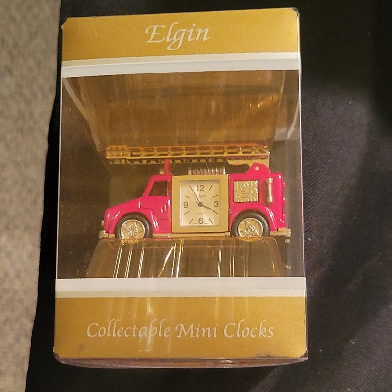 Elgin Novelty Fire Truck Desk Clock Red Gold Metal Analog Arabic Numerals