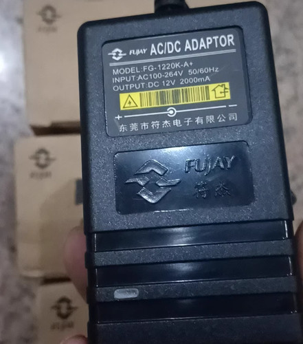 Fujay FG-1220K-A+ 12V 2000mA Universal Routers Netzteiladapter Ladegerät