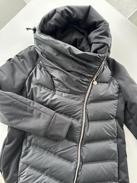 Women Emporio Armani Coat Black Down 36 / S / 44