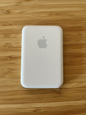Apple MagSafe Battery Pack Powerbank