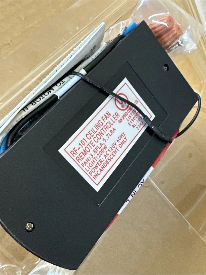 Controle remoto Royal Pacific ventilador teto branco RC3-4 - Novo, caixa aberta - Imagem 4 de 4