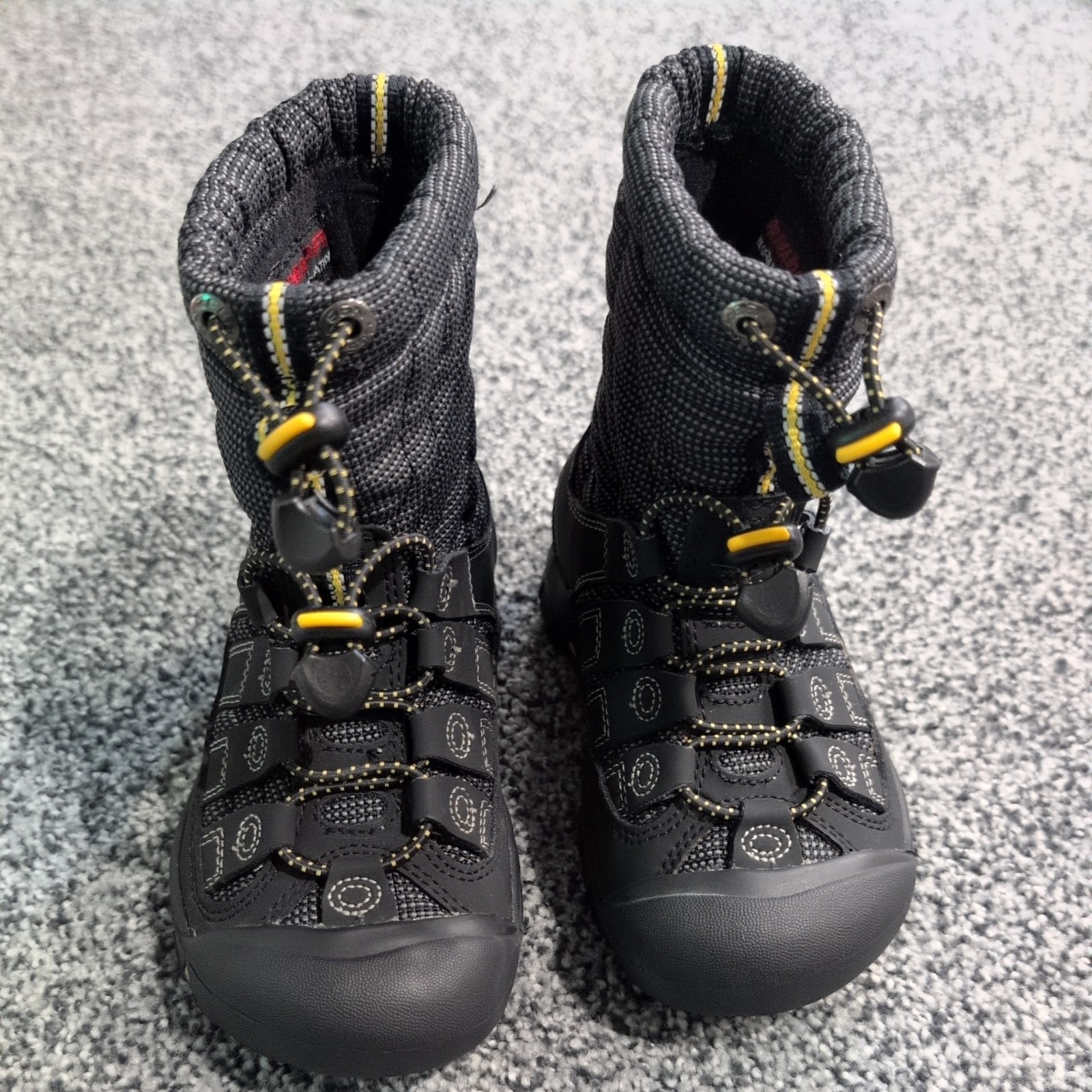 Keen little kid 12 STIVALI Shellback Impermeabili Primaloft 200 Isolato Neve Nero