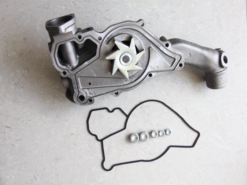 BOMBA DE AGUA NUEVA 1823669C92 PARA FORD F650 F750 7.3L V8 2000-2003 Foto 2 de 4