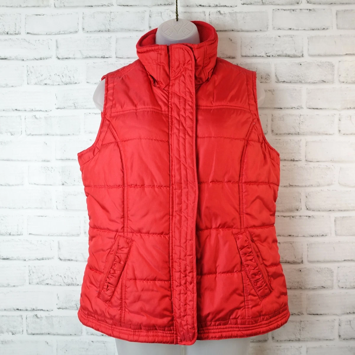 Red puffer deals vest