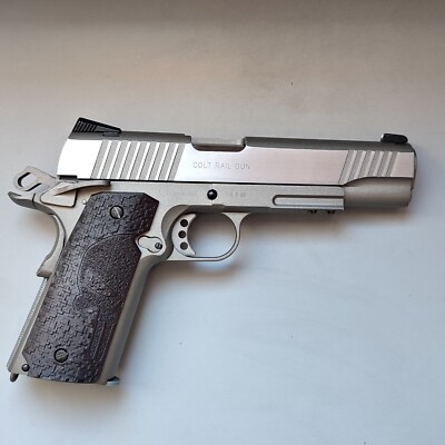 Colt 1911 Asymmetrical Grips 