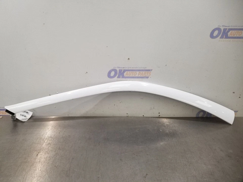 94 FORD MUSTANG SVT COBRA CUPÉ PILAR EXTERIOR PARABRISAS MOLDURA CONDUCTOR IZQUIERDO Foto 2 de 4