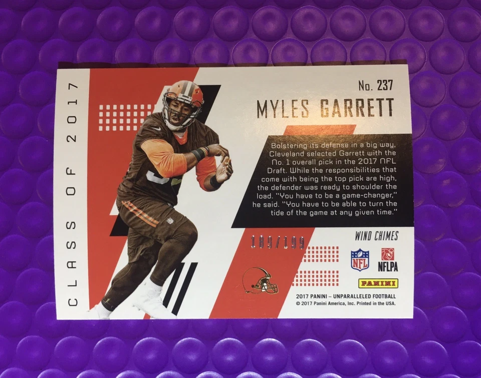 Myles Garrett 2017 Panini Unparalleled Class of 2017 #237 RC (Yellow) Gold /199 - Image 2 of 2