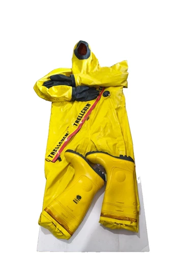 TRELLCHEM Trelleborg 1.b Gas-Tight Chemical Protective Suit-Size L / Boot 45 image 2