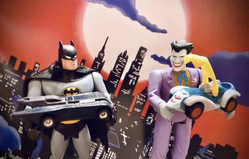 Microverse Animated Batmobile HASBRO & Jokermobile KINDER DC Vintage -NO FIGURES