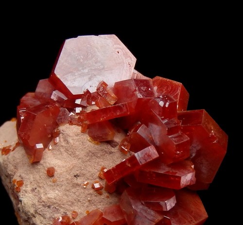 VANADINITE beautiful RED lustrous crystals ! MOROCCO Mibladen /pk858 - Picture 7 of 19