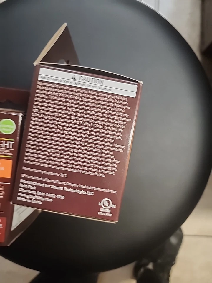 2 Pack - GE 45441 LED Light Bulb, Pr20, Diffused Soft White, 500 Lumens 7 Watt - Image 4 of 4