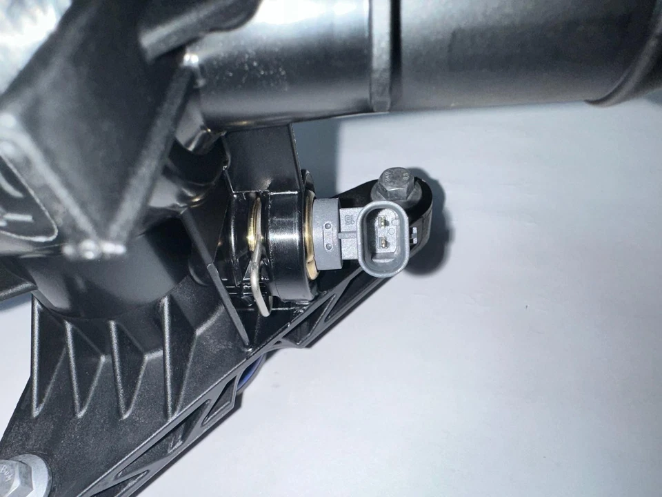 Ford Transit PERSONALIZADO 19 - 2.0D Ecoblue Termostato Genuino 2383556 ENTREGA 24 HORAS Foto 4 de 4