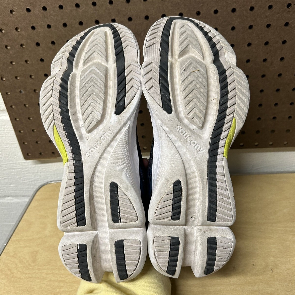 [SAUCONY]★ODYSSEUS★ Saucony Men's Odysseus Running Shoes | SportChek