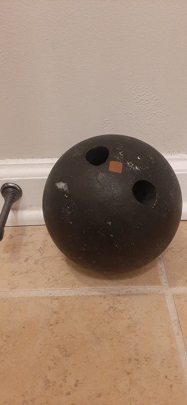VTG DUCK PIN BALL 5" DIAMETER, 3LBS 12 OZ APPROX WEIGHT, UNMARKED 2 FINGER HOLES
