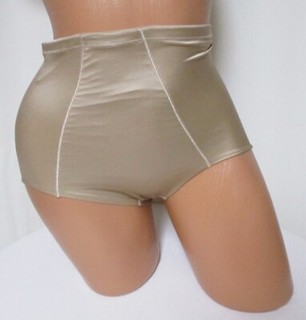 Triumph " fashion " straffe Glanz Miederhose Gr. L / 70 # 488 NEU