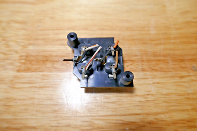 Marantz 2110 Tuner Oszilloskop mit Marantz 1050 Verstärker Vario-Center-Windsor