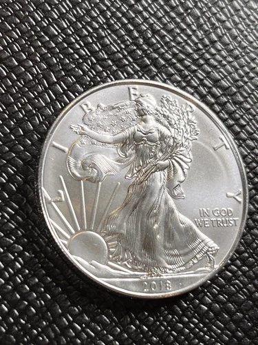2018 - 1 oz American Silver Eagle Coin Brilliant Uncirculated  #1060