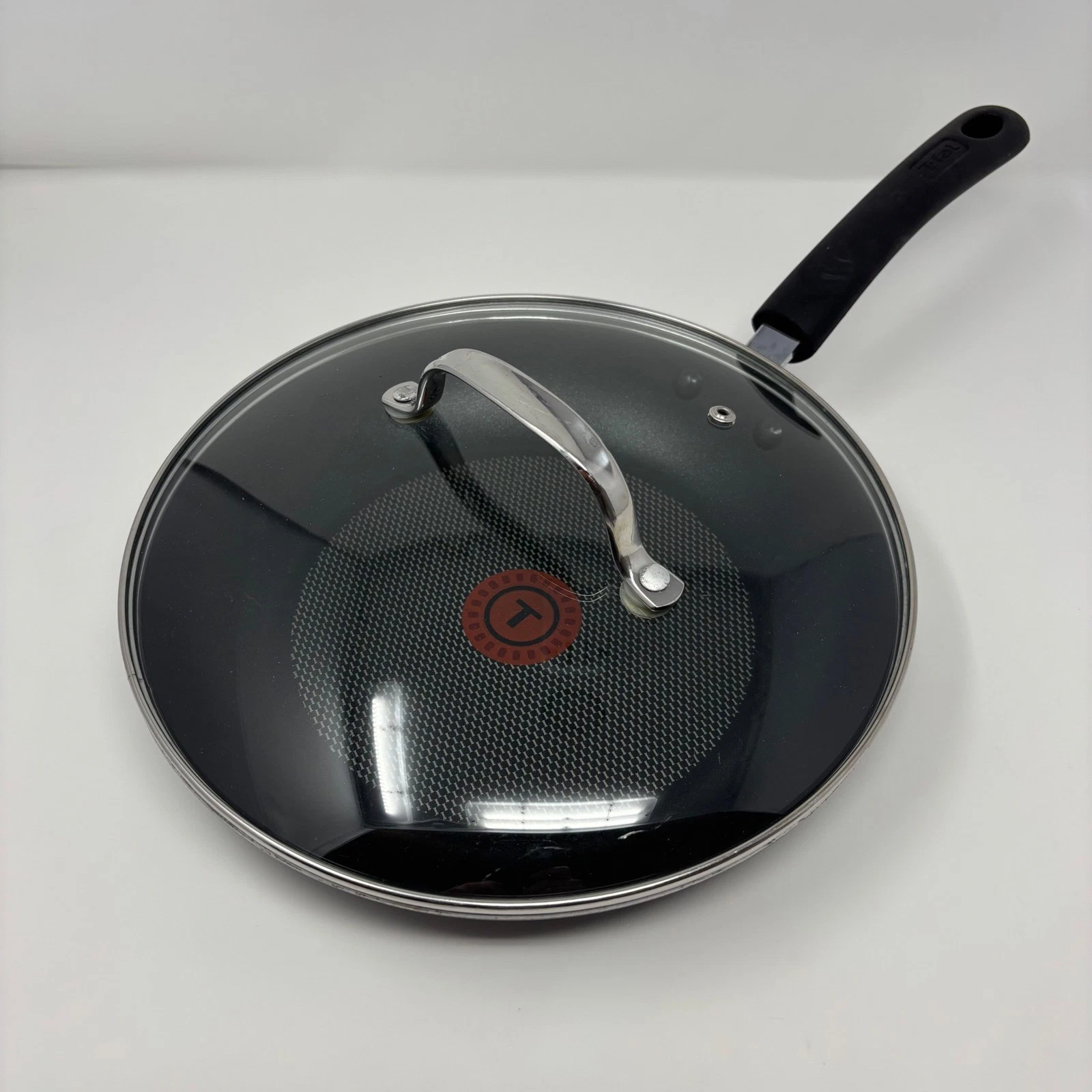T-Fal 10 Inch Nonstick Fry Pan with Glass Lid Black Aluminum Skillet Thermo-Spot