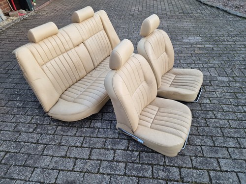 Jaguar XJ6 XJ12 Serie 3 Magnolia farbende LEDERAUSSTATTUNG