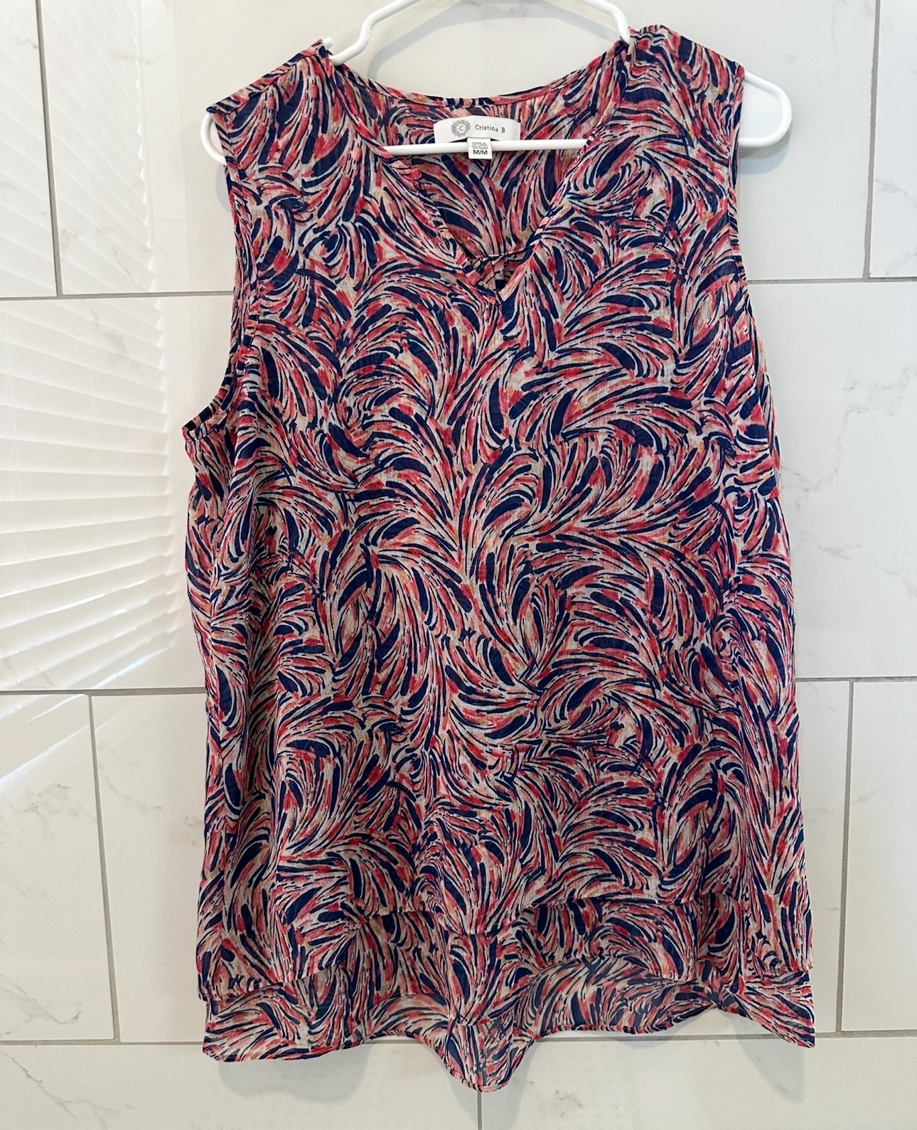 Cristina B Women’s Sleeveless Blouse M Navy Pink Abstract Print V-Neck Top