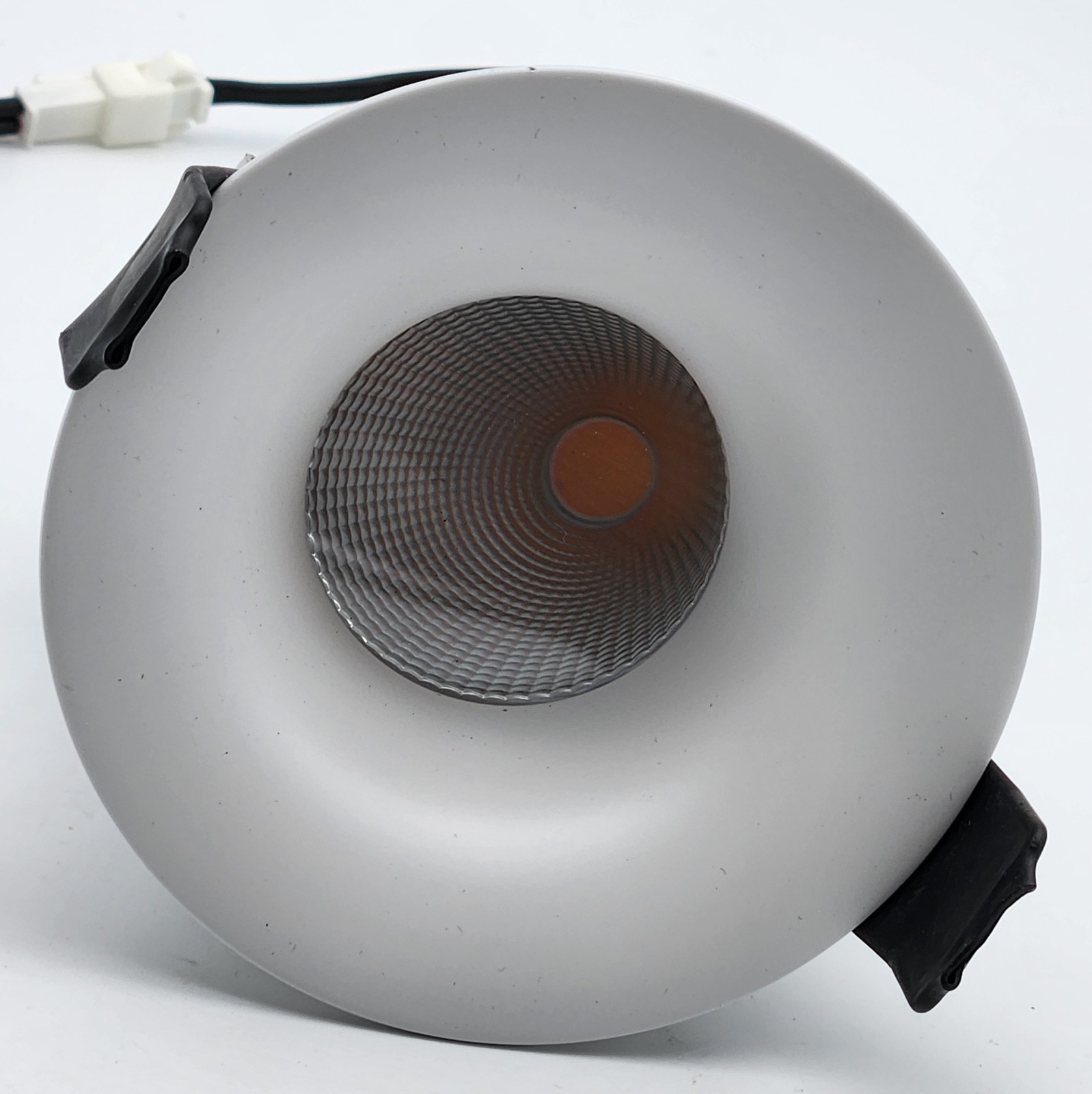 Spot encastrable LED double diffusion optique 40 20 degrés Ensto