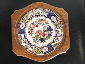 Imari Ceramic and Wooden Trivet