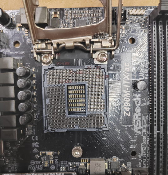 ASRock Z490M-ITX/ac LGA 1200 Intel Z490 SATA 6Gb/s Mini ITX Intel