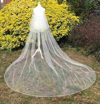ZWEISTUFIGER CREMEWEISSER HOCHZEITSSCHLEIER KATHEDRALE LÄNGE 30''+118'''' SATINRAND NEU UK