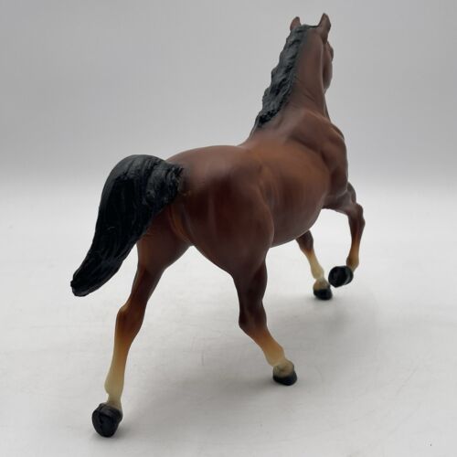 Breyer "Sugar" Chestnut Bay Intro '69 traditional model horse, Running Mare #124 - Picture 4 of 10