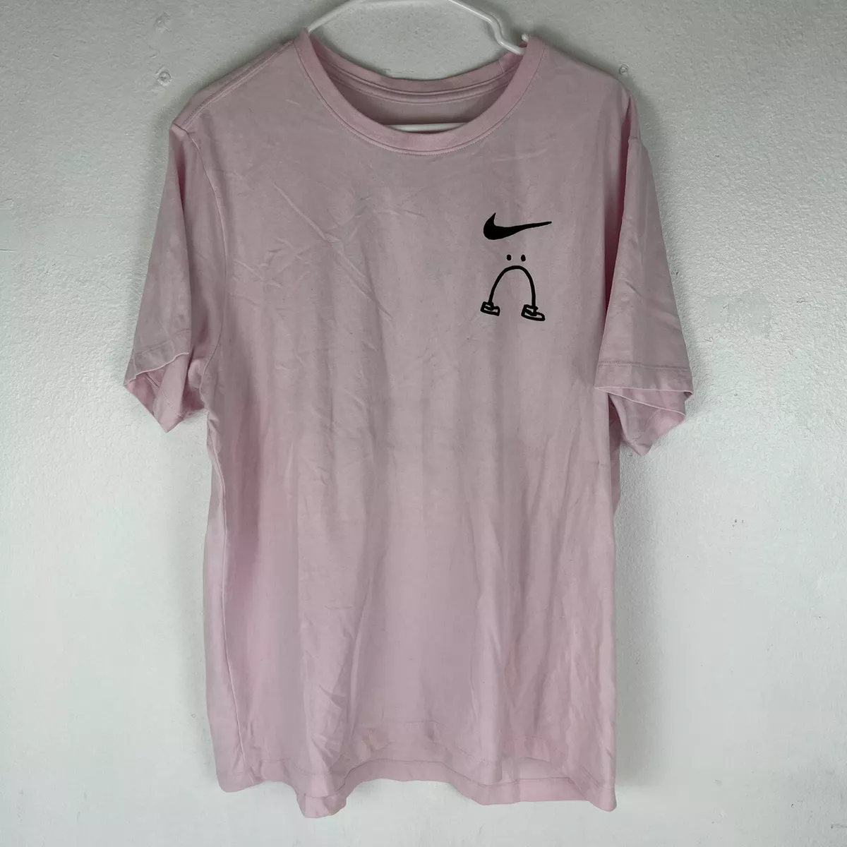 paralelo zorro Las bacterias Nike x Nathan Bell Can't Feel My Legs T-Shirt Pink Size XL | eBay