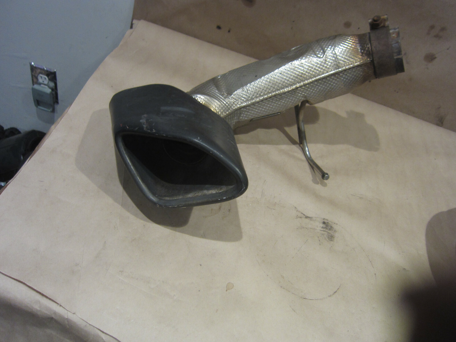 McLaren 570S - RH Exhaust Pipe & Tip - P/N 13H0260CP