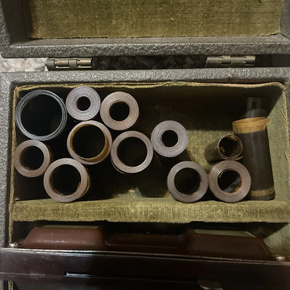 Tru-vue Viewer Film Strip Box Box Lot All G Rated Except One Naughty Burlesque - Image 4 of 4