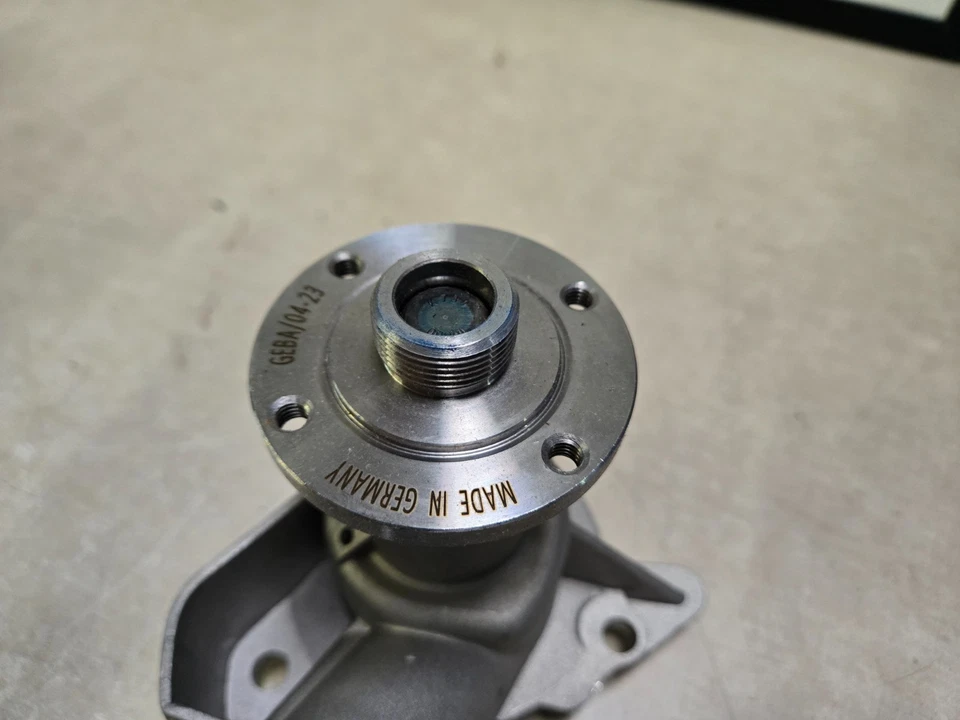 nob Beck Arnley 131-2059 Water Pump For 88-91 Bmw 325I 325Is 325Ix 525I 528E - Image 4 of 4