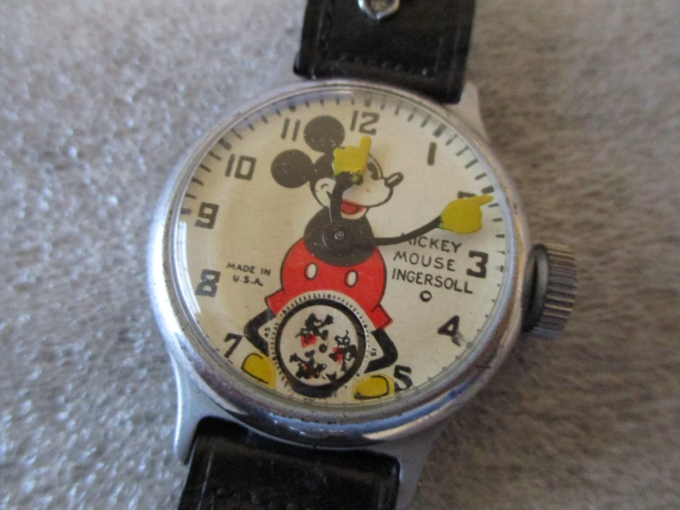 ВИНТАЖНЫЙ ОРИГИНАЛЬНЫЙ МИККИ МЫШИ ЧАСЫ 1930-х INGERSOLL оригинальный кожаный ремешок работает хорошо - Изображение 4 из 4