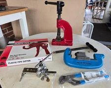 Toledo No. 0 Well Diggers Pipe Vise