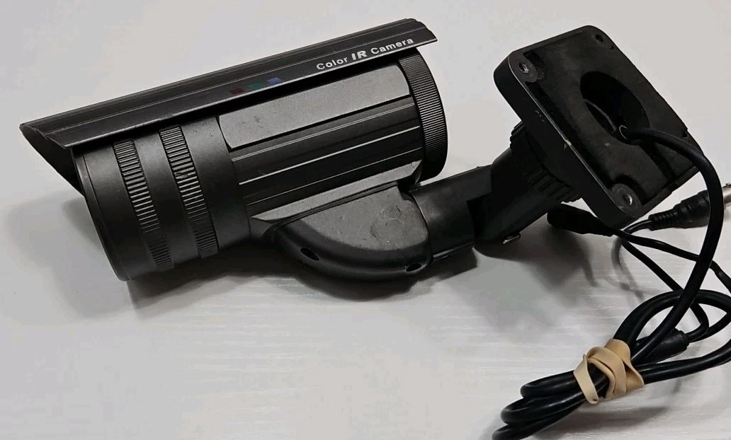 GANZ TELECAMERA COLOR DAY/NIGHT IR LED 700TVL 2.8-12mm 42 IR LED ZC-BNX7212 GANZ TELECAMERA COLOR DAY/NIGHT IR LED 700TVL 2.8-12mm 42 IR LED ZC-BNX7212