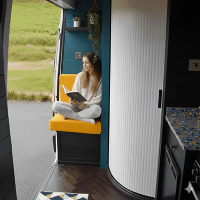 Mattweiß Rollladen Wohnmobil Duschtür 2000 mm x 800 mm (einfacher Zuschnitt) - Flexschiene