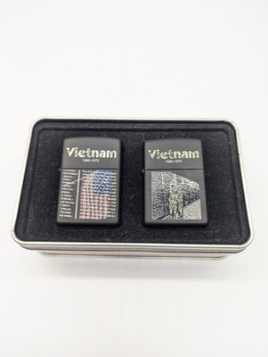ZIPPO VIETNAM WAR FEUERZEUGE (PAAR) - NOS - TIN LID MISSING - LIMITED EDITION 1998