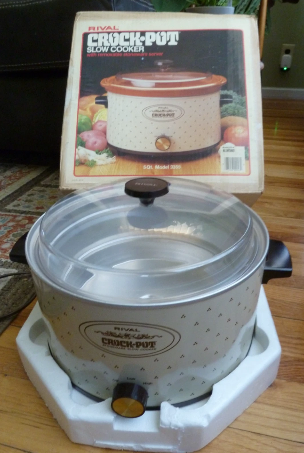 Vintage 80s RIVAL Crock Pot Slow Cooker 5 Qt Model 3355M Almond Brown in Box NEW