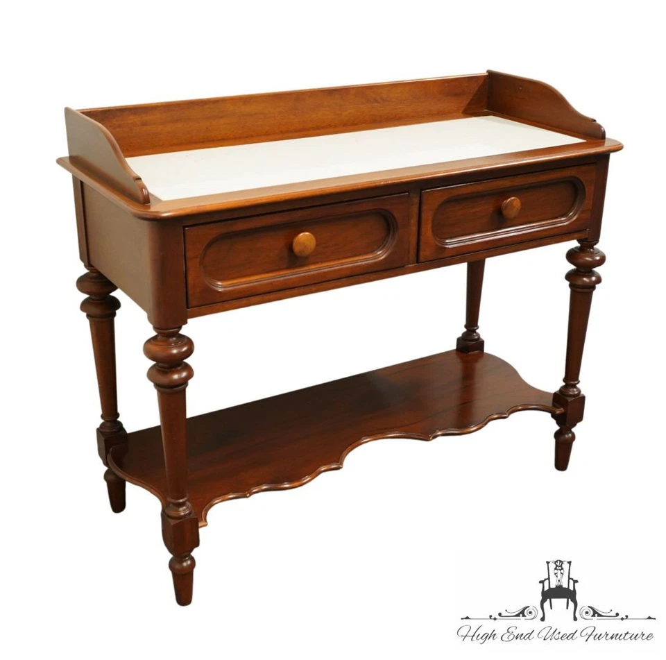 LEXINGTON FURNITURE Cherry Country French Provincial Style 46" Console Table ... - Image 3 of 4