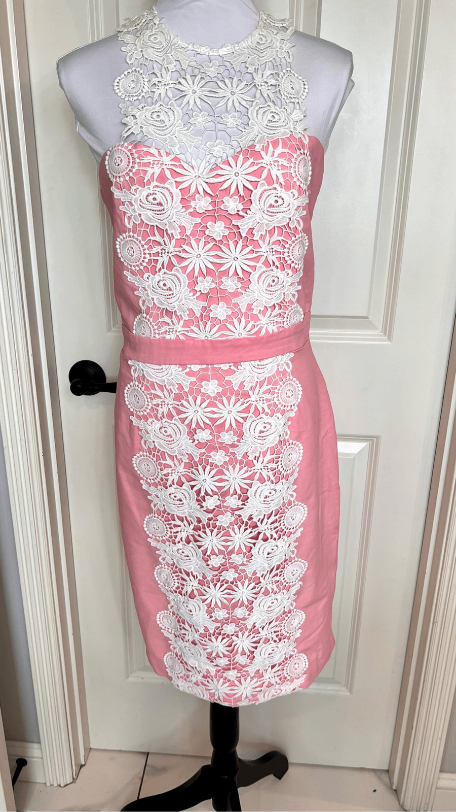 Vestido Vaina Luna of London Para Mujer Talla 12 Rosa Bordado Encaje Cremallera Trasera