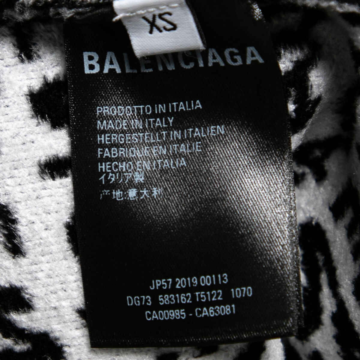 Balenciaga White & Black Wavy Logo Knitted Crew Neck Top XS Balenciaga White & Black Wavy Logo Knitted Crew Neck Top XS