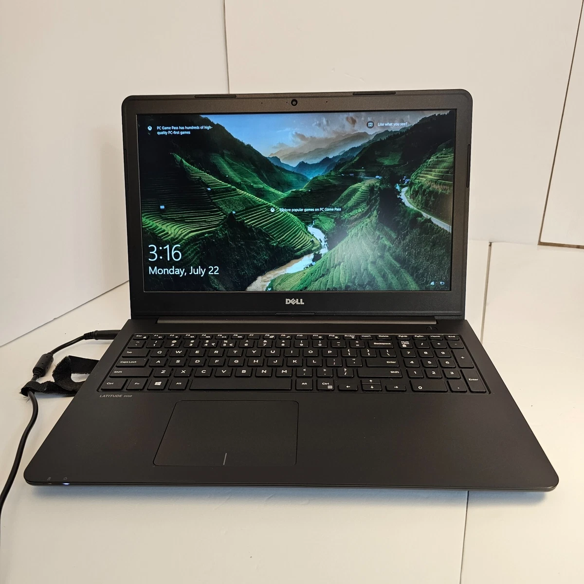 DELL ノートPC Intel Core i5 4GB RAM Dell 15.6