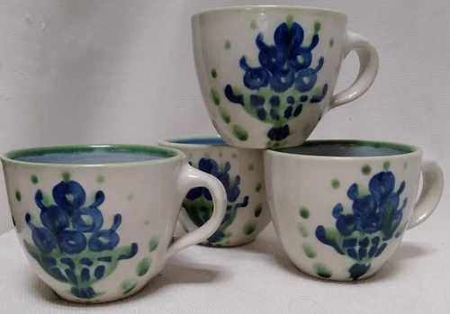 MA Hadley Pottery Blueberry Bouquet Lot of 4  Coffee Cups Hand Painted Signed