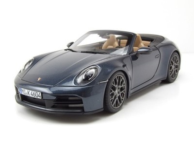 Porsche 911 Carrera Cabrio 2025 dunkelblau metallic Modellauto 1:18 Norev