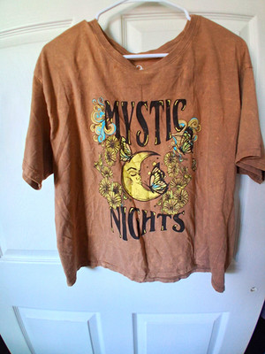 Organic Generation Women s Brown Cotton Relaxed Fit Graphic T-Shirt, 1X