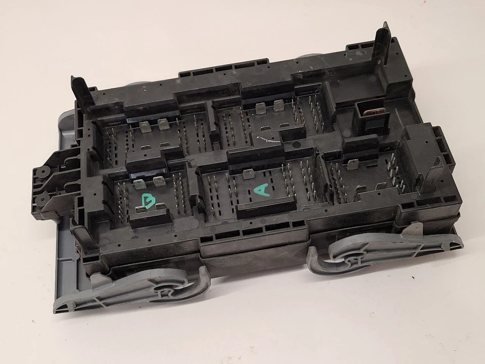 2007 2008 2009 CHEVROLET AVALANCHE 1500 Fuse Box Engine Foto 4 de 4