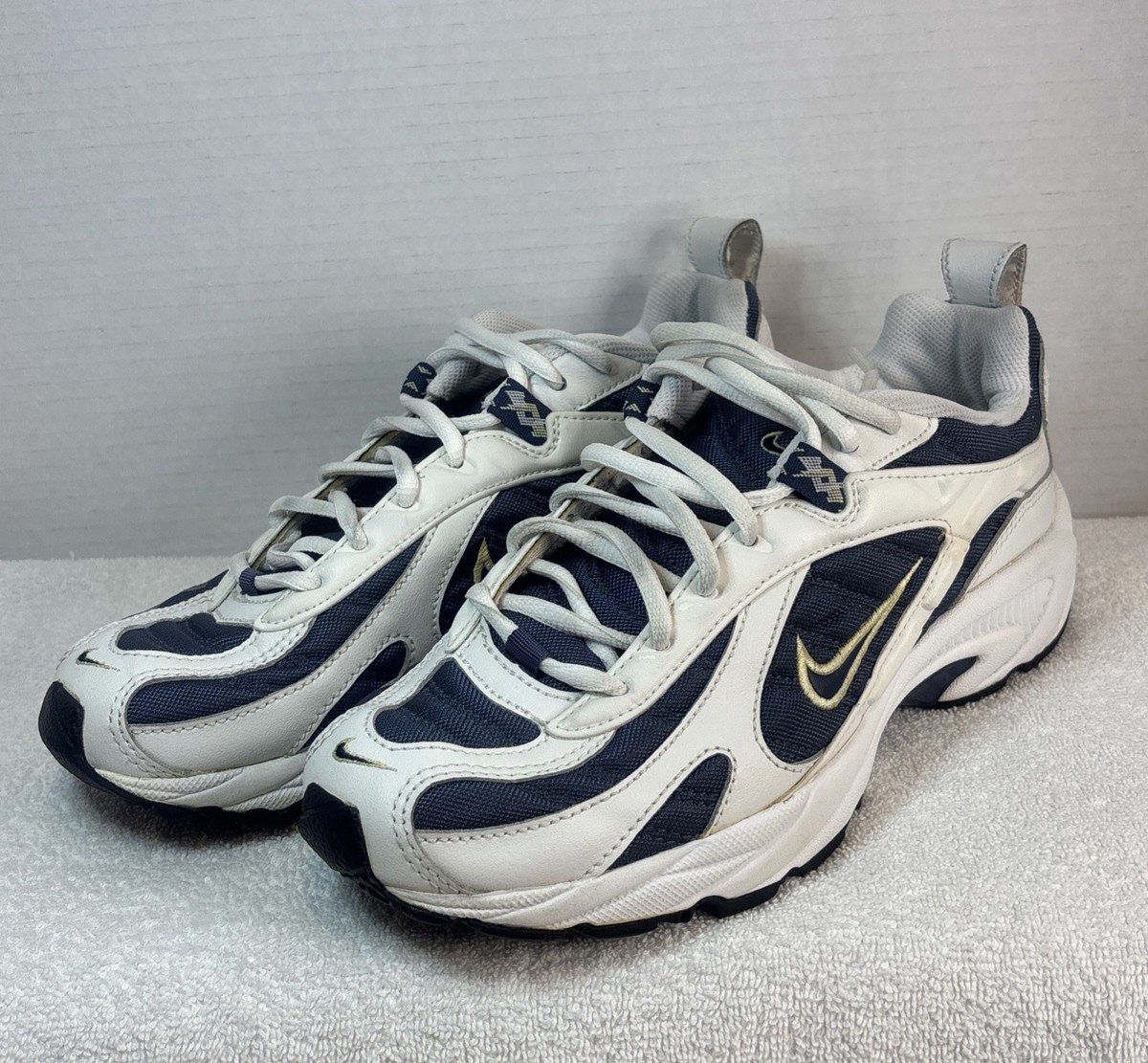 Nike BRS 1000 Vintage Size US White Blue Sneakers Shoes 306057
