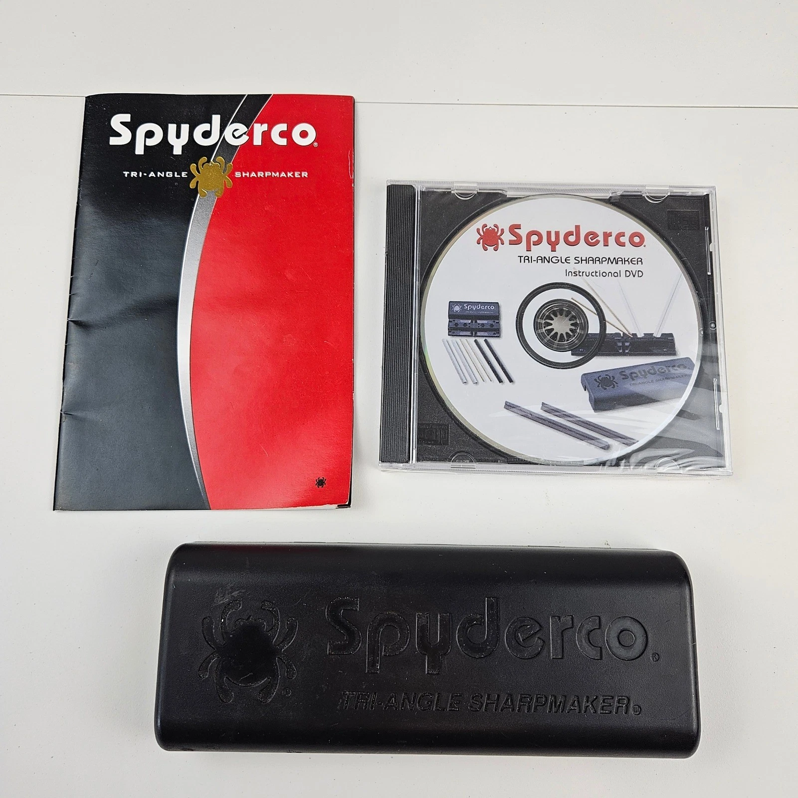Spyderco Tri-Angle Sharpmaker Knife Sharpening Set- Fine and Medium Grit - 204MF