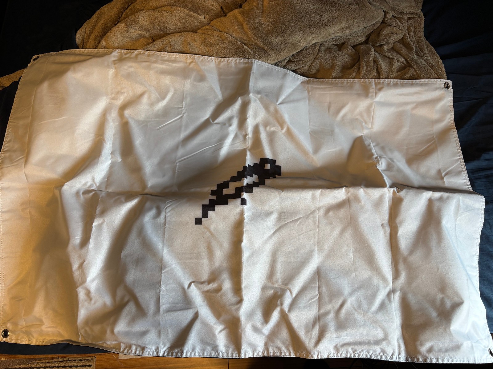 Bitbird Reversible Flag